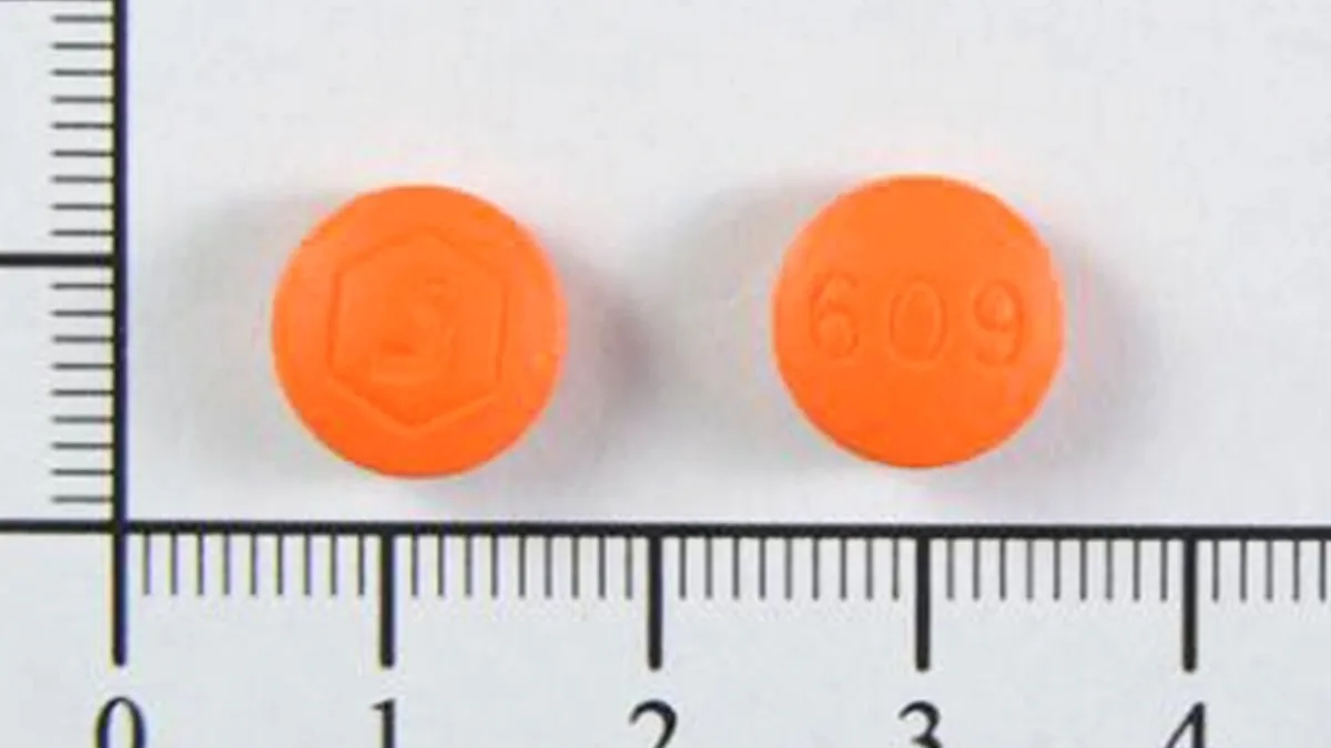 恩曲替尼100mg胶囊老挝版包装盒